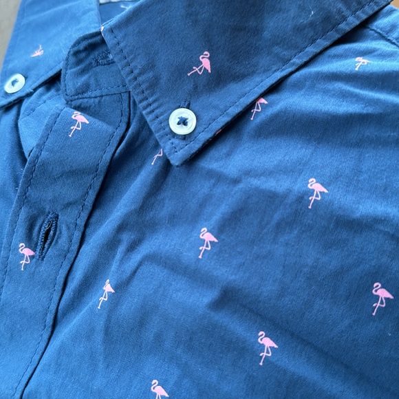Denim & Flower Flamingo Short Sleeve Button Up - Picture 4 of 4